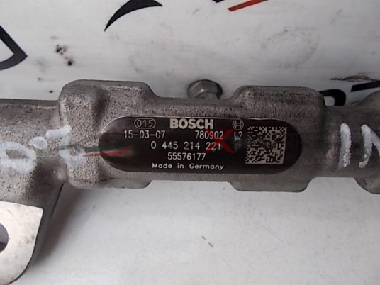 Горивен рейл за OPEL INSIGNIA 2.0CDTI  0 445 214 221