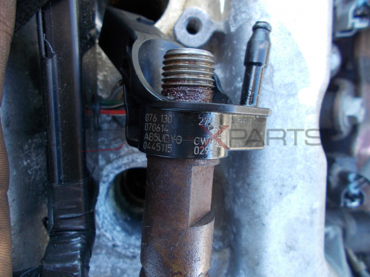 4 дюзи за VW CRAFTER 2.5TDI FUEL INJECTORS 076130277 0445115029
