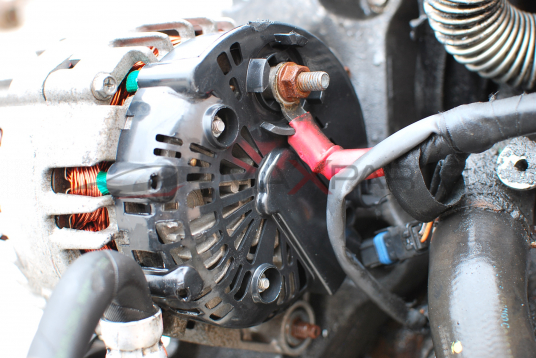 Генератор за Renault Traffic 2.0DCI TG15C058