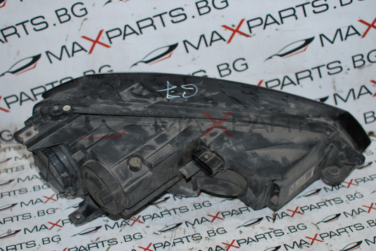 Преден ляв фар за Volkswagen Golf 7