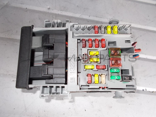 Бушонно табло за OPEL INSIGNIA 2.0 CDTI Fuse box  12222786
