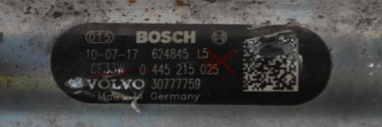 Горивна рейка за VOLVO C70 2.0D    0 445 215 025     30777759