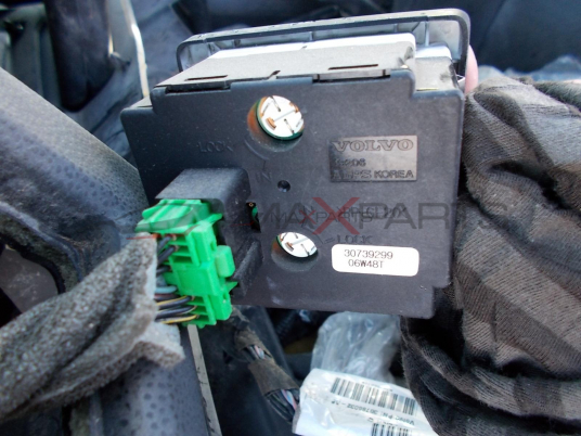 Ключ светлини за VOLVO C70 2.4 D5  30739299