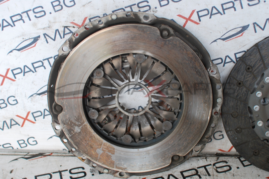 Притескателен и феродов диск за Kia Carens 2.0CRDI