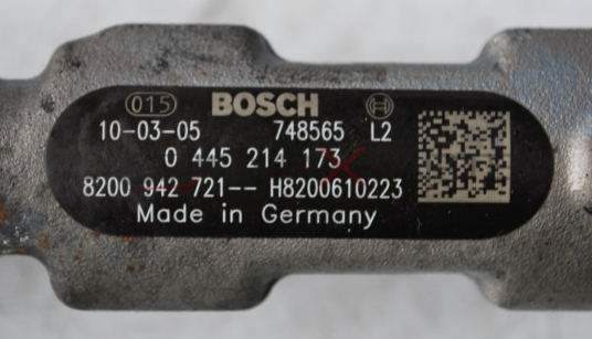 Горивна рейка за RENAULT LAGUNA 2.0DCI      8200942721