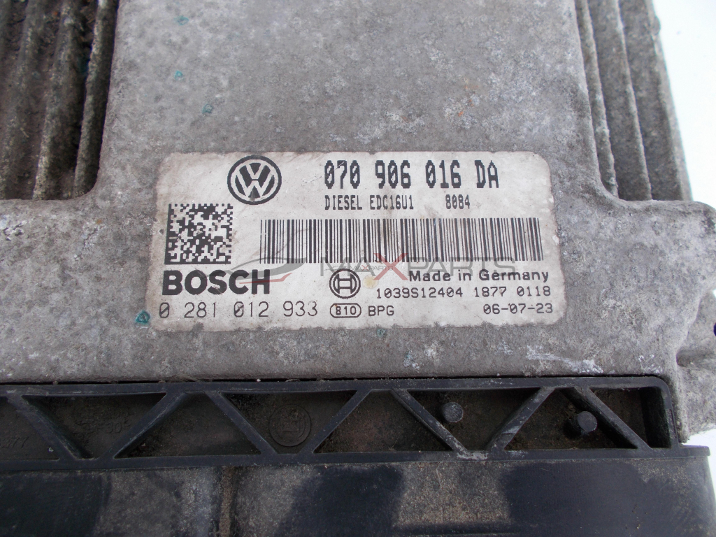 Компютър за VW Touareg 2.5TDI Engine ECU 070906016A 0281012933