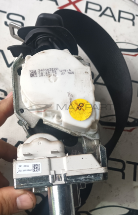 ПРЕДЕН ЛЯВ КОЛАН W221   34056322D 04:29:04 WY9 : 4  330  Q2  34110666  C  231205298D  PAR  34056322D 04:25:04 WYS : 4  Q2  C  34110666  231205298D  RT