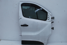 ПРЕДНА ДЯСНА ВРАТА НА  OPEL VIVARO  2018