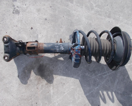 Преден ляв амортисьор за MERCEDES C-CLASS W203 front left Shock absorber