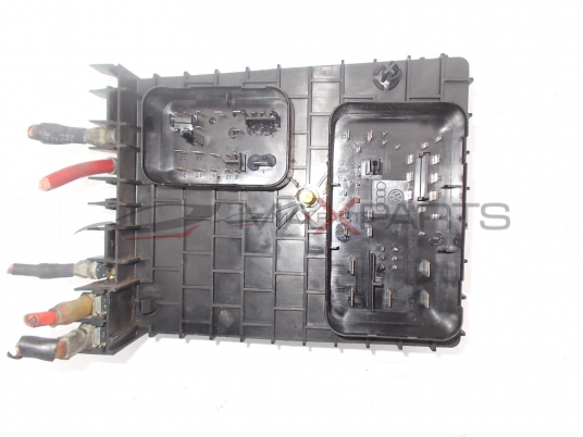 Бушонно табло за AUDI A3 FUSE BOX 1K0937124H