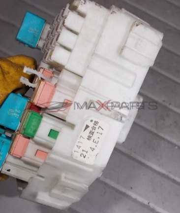 Бушонно табло за TOYOTA RAV 4 2.0 D4D  Fuse box