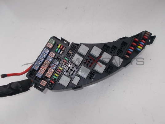 Бушонно табло за JAGUAR S-TYPE FUSE BOX 2R8T-14A003-FC 2R8T14A003FC