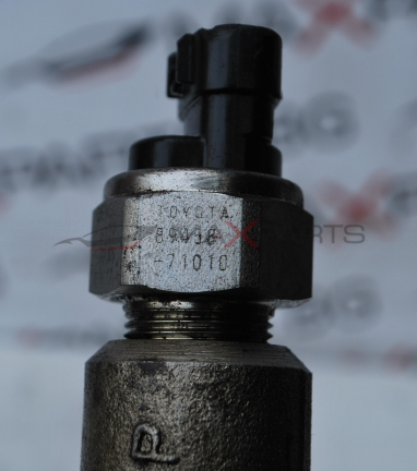 Горивен рейл за TOYOTA 2.2D  D4D