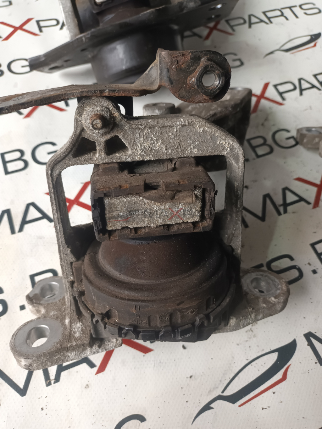 ТАМПОН ДВИГАТЕЛ NISSAN QASHQAI 1.6D