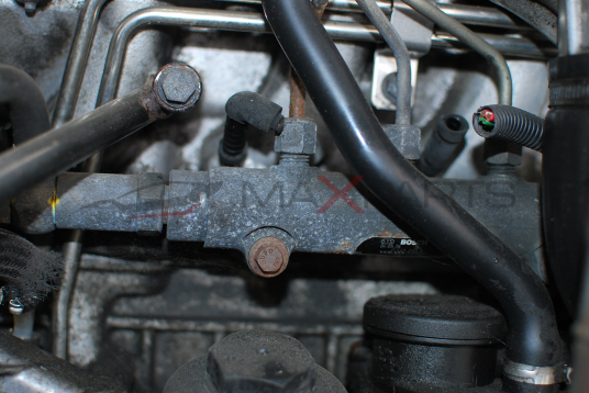 Горивна рейка за Volvo XC90 2.4D 0445215015 30622085