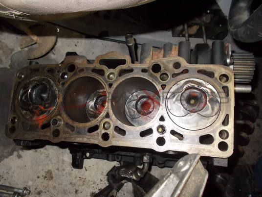 Двигателен блок за VW AUDI 1.4 16V AHW