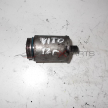 Маслен клапан за MERCEDES VITO W639 2.2 CDI ENGINE OIL SENSOR SWITCH VALVE A6511800115