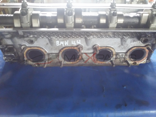 BMW 4.4 i 286 Hp BMW CYLINDER HEAD