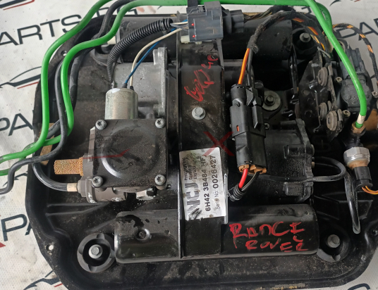 КОМПРЕСОР ВЪЗДУШНО ОКАЧВАНЕ RANGE ROVER VOQUE 4.4 V8   ЦЕНАТА Е САМО ЗА КОМПРЕСОРА НА СНИМКИТЕ  РАЗПРЕДЕЛИТЕЛЯ СЕ ПРОДАВА ОТДЕЛНО   Pressings Ltd. Coventry England  6H42 3B484 HF Serial No : 0026427  ROVER RANCE  ART  Cag  Pressings Ltd Coventry England  