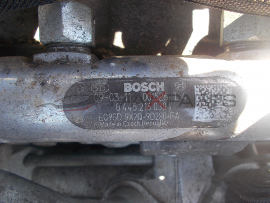 Горивна рейка за Citroen C5 2.7HDI FUEL RAIL 0445216030 9X2Q-9D280-FA