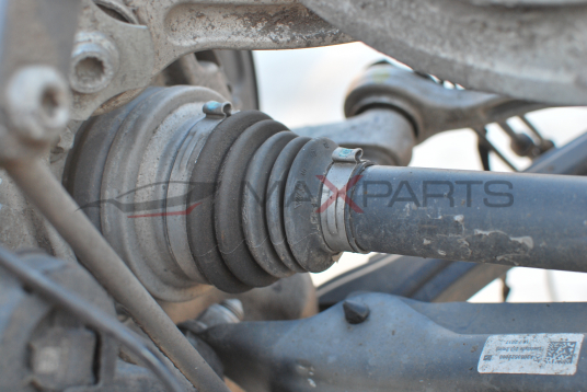 Задна лява полуоска за Mercedes-Benz C43AMG