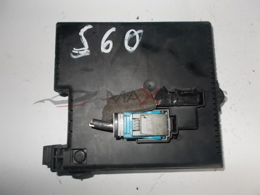 Бушонно табло за VOLVO S60 FUSE BOX  30728273   8676391  12217799