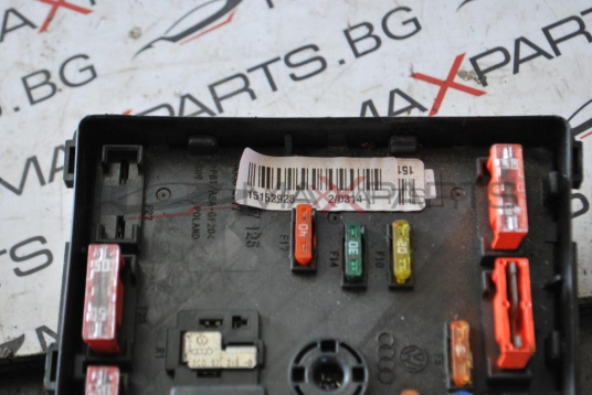 Бушонно табло за Volkswagen Passat 6 2.0TDI 3C0937125