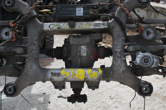 Заден мост за BMW 530GT...2.56...