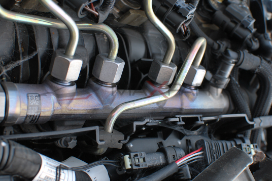 Горивен рейл за BMW 116D F40 0445213031 857923802