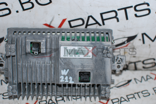 Дисплей навигация за Mercedes-Benz E-Class A2C53420732 A2129005000